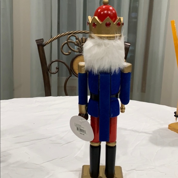 Nutcracker - Picture 3 of 4